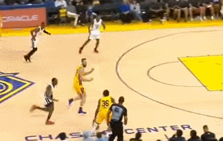 有了风骚白人秃头，忘掉谈了10年的前任