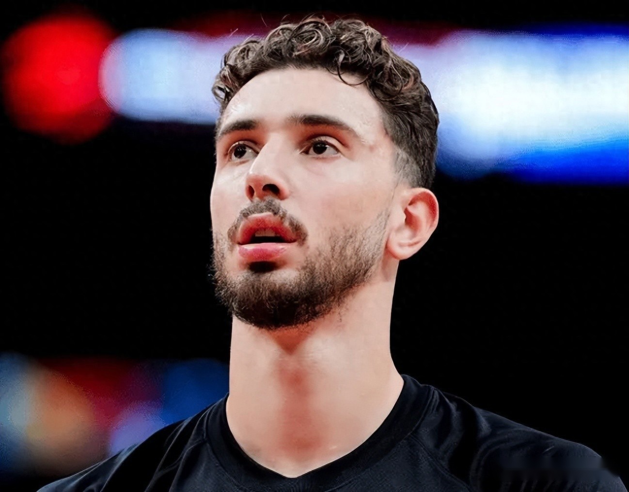 火箭险胜鹈鹕！杜兰特无球权，申京+史密斯没法看，阿门喜忧参半